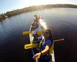 CIES students canoeing at the Rez